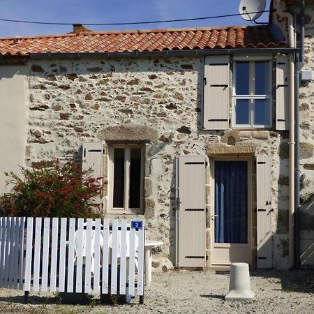 Saint-Mars-la-Réorthe Gite Le Verger 빌라 외부 사진